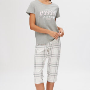Minerva Women s Short Sleeve Capri Pajamas Checkered MONDAY art.53103 - Image 2